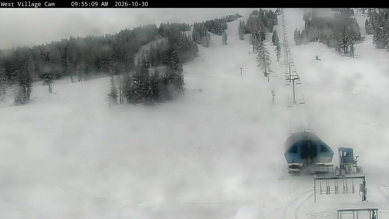 Mt. Bachelor webcam — Base of Pine Marten Lift