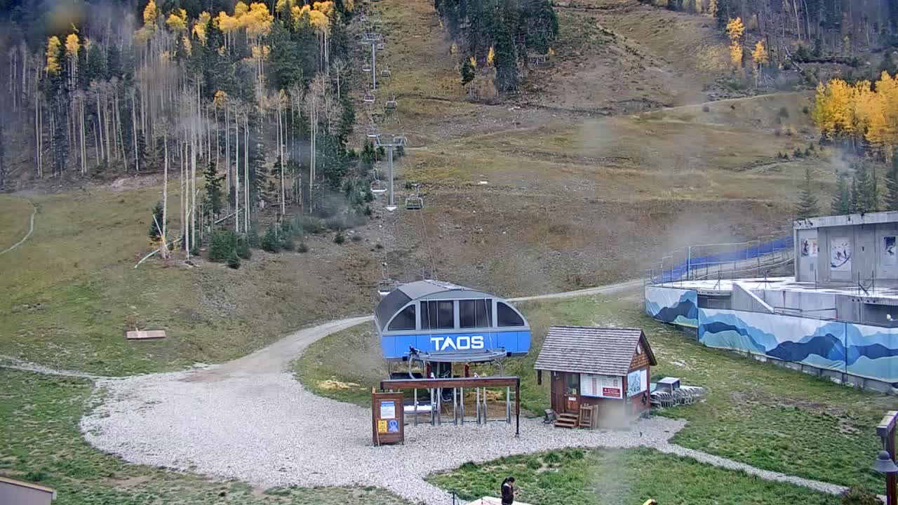 Taos Ski Valley webcam — Base Cam