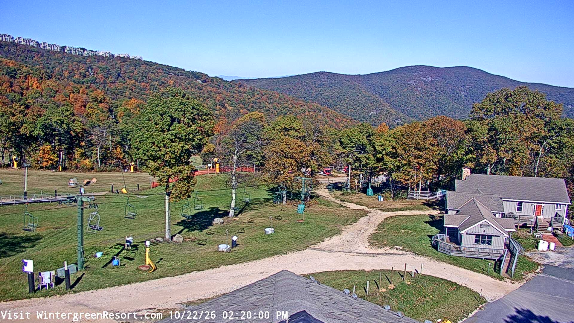 Wintergreen Resort webcam — Skyline